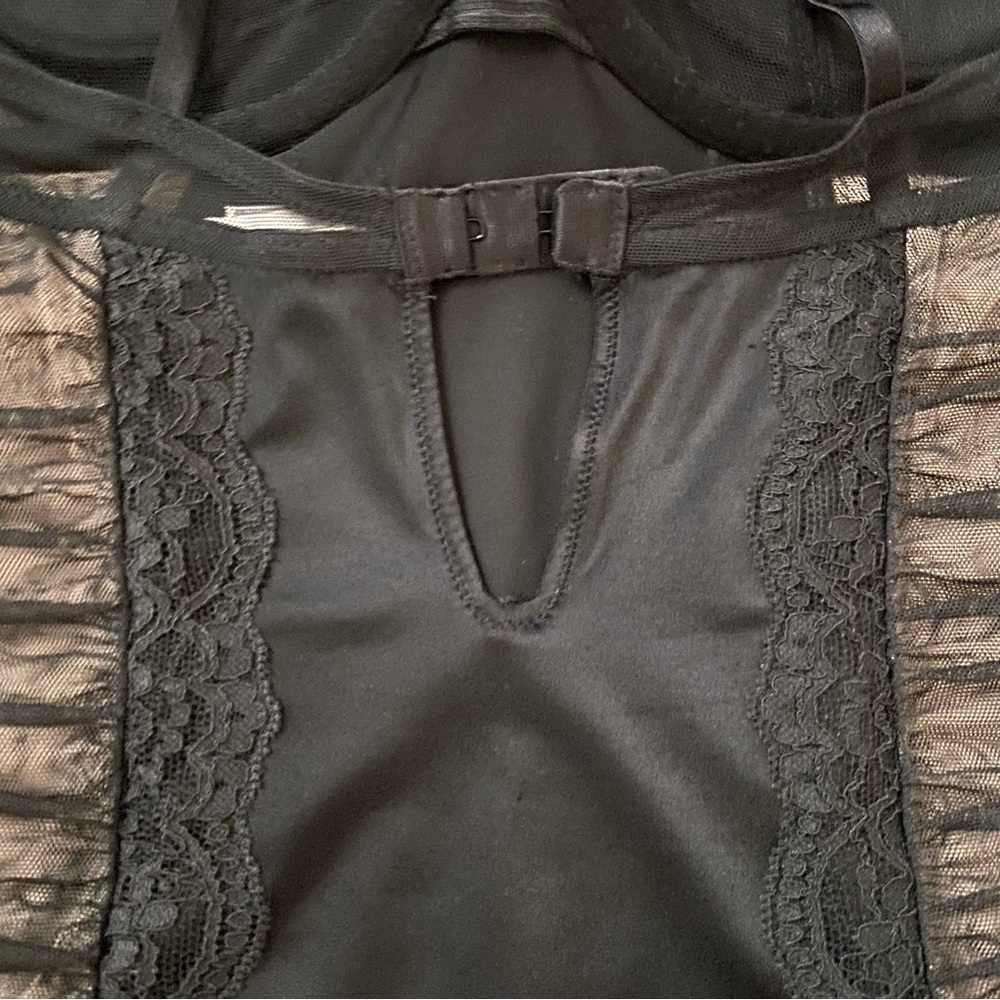 Victoria’s Secret Black Nude Sheer Mesh Nylon Lace Lingerie Bustier Teddy 34B - Picture 13 of 16